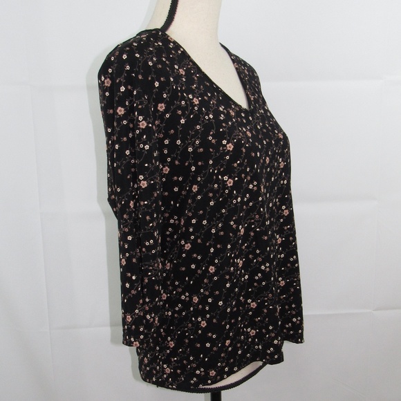 JM Collection Flowery Top Size XL 3/4 Sleeve NEW - Picture 2 of 7